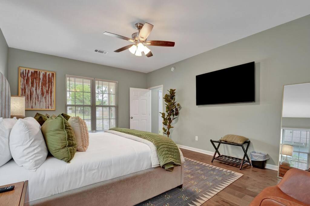The Clark At Midtown Memphis Villa Bagian luar foto
