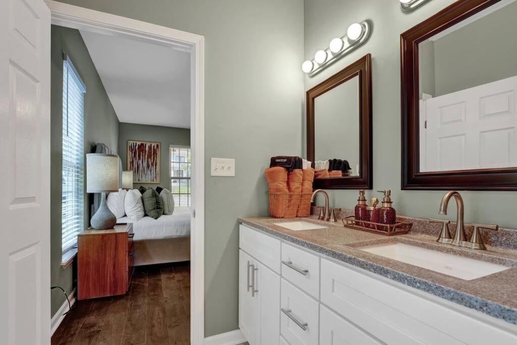 The Clark At Midtown Memphis Villa Bagian luar foto