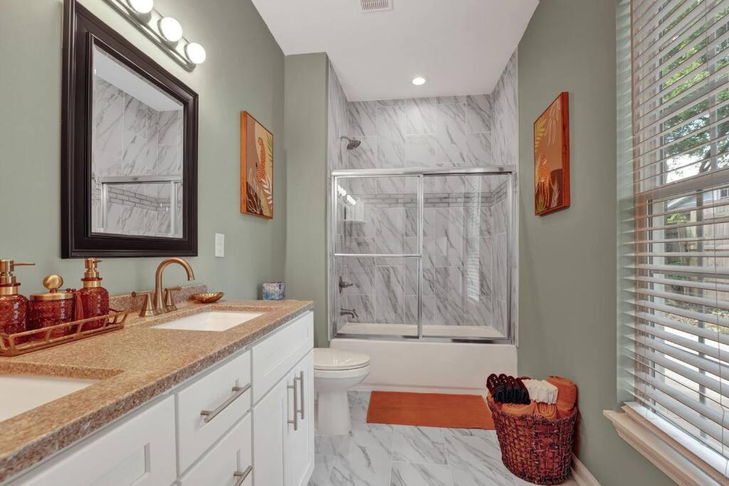 The Clark At Midtown Memphis Villa Bagian luar foto